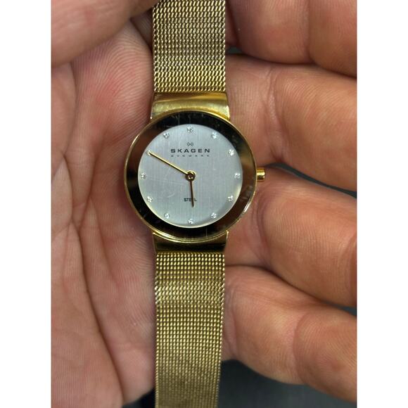 Skagen Denmark 358SGGD Gold Tone Mesh Band! New Battery! - Picture 3 of 8